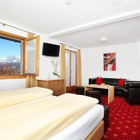 Hotel Central Obersaxen Eksteriør bilde