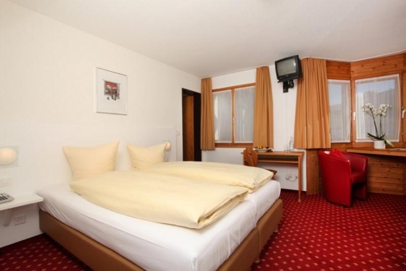 Hotel Central Obersaxen Rom bilde